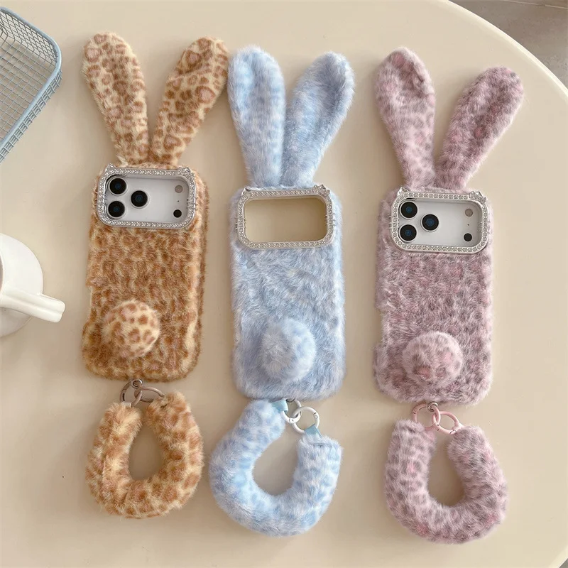 Apple Iphone 15 - Custodia Morbida in Peluche con Orecchie